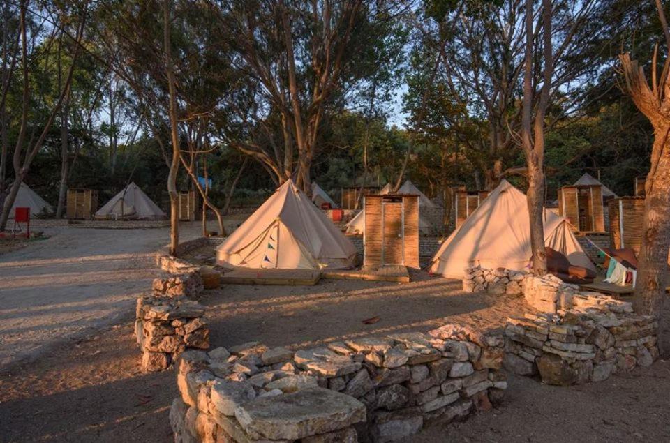 Nea Thesi Burano Camping Beach-Bar מראה חיצוני תמונה